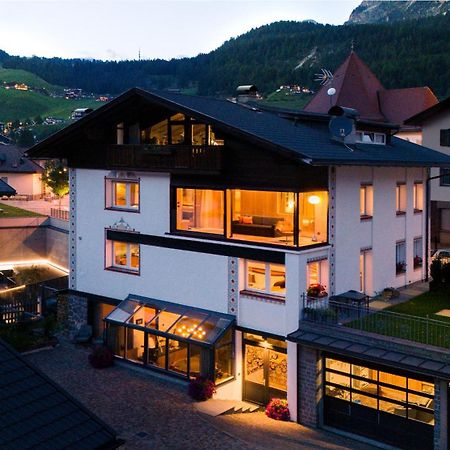Appartamento Artefugium Atelier Selva di Val Gardena Esterno foto